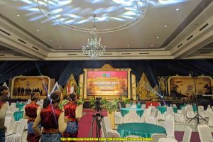 Tips Merancang Backdrop yang Efektif dengan Elemen Branding
